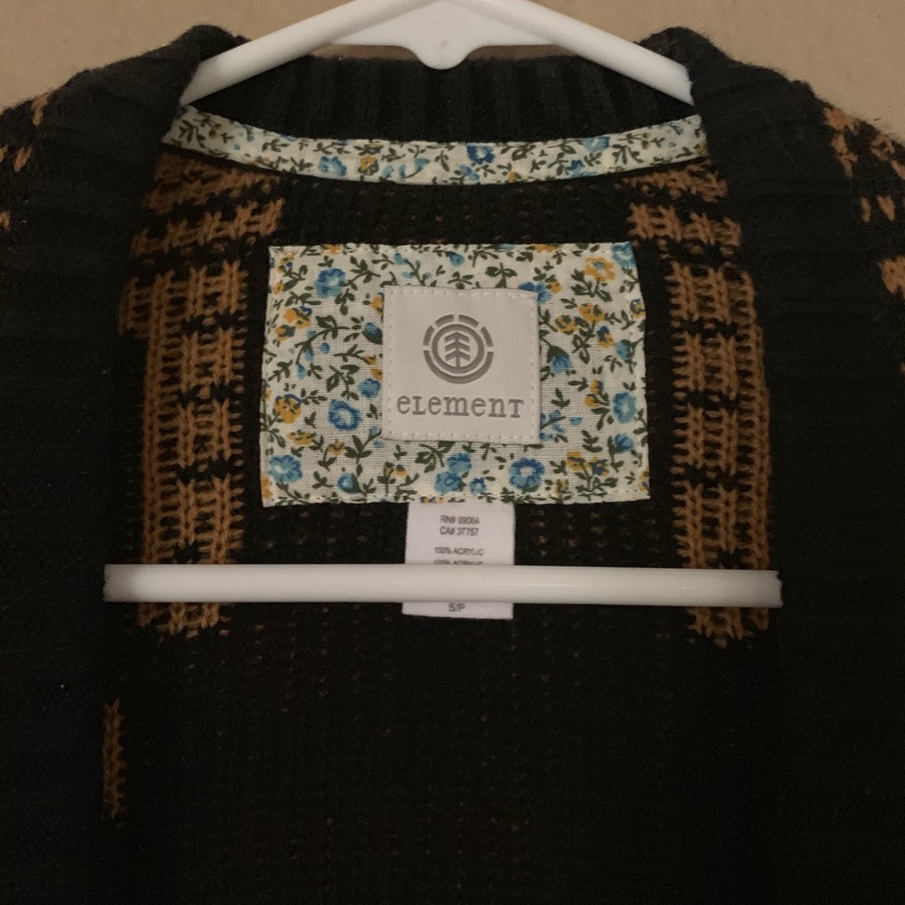 Sweater - Picture 2 of 2